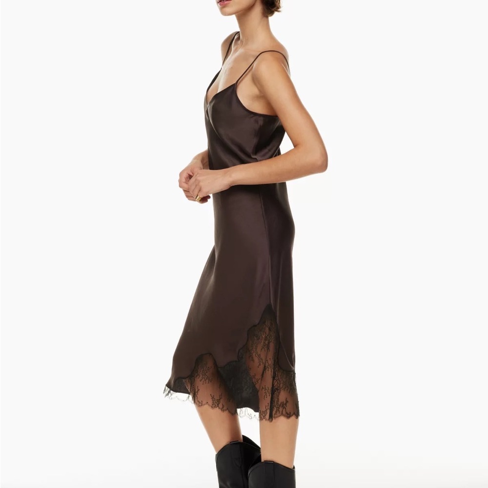 (SOLD) Wilfred Sonnet Dress
